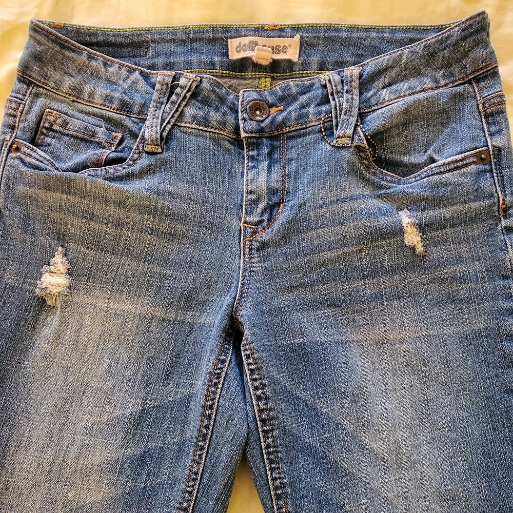 Dollhouse Distressed Crop Jeans, Size 7